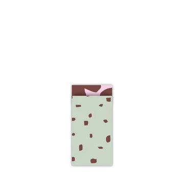 Cadeauzakje maat S (7x13 cm) met minimal dots patroon in warm groen en bruin – Liefs en Lintjes