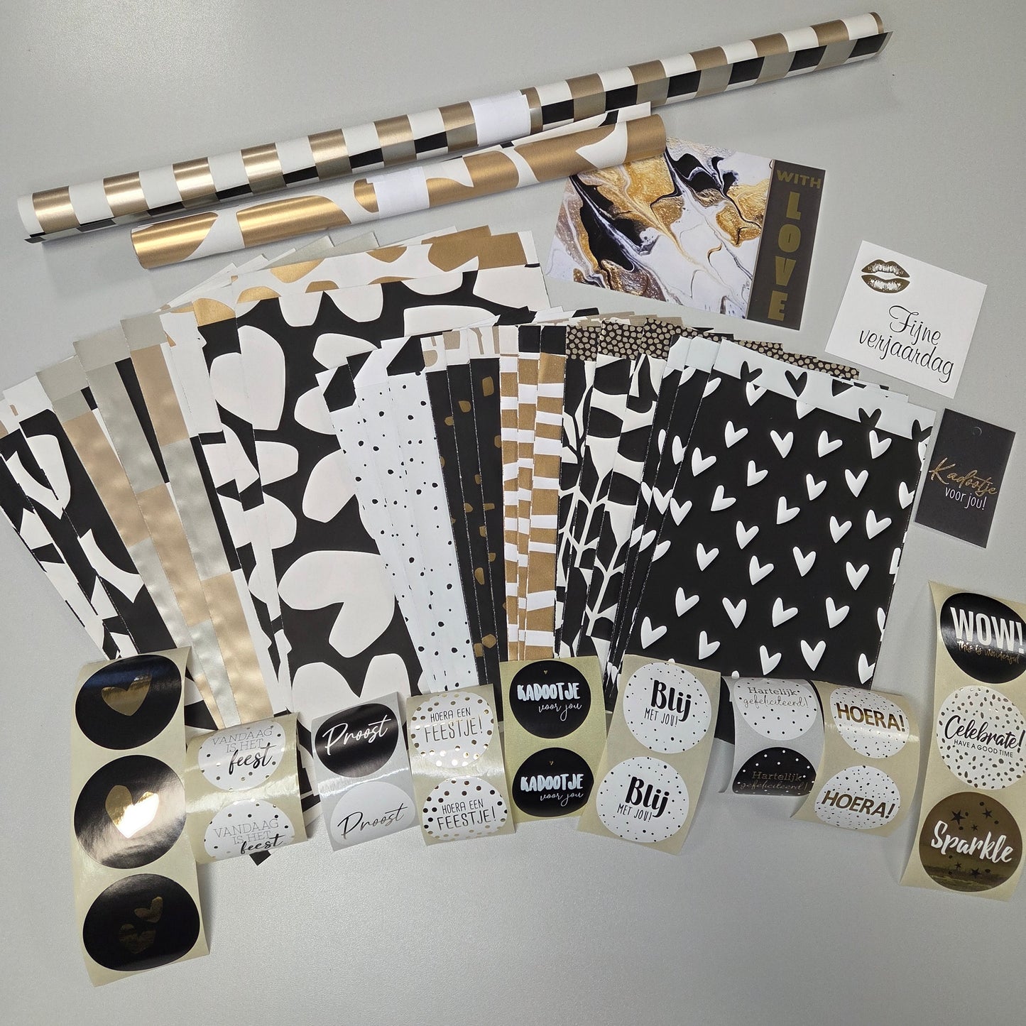 Packing value set – Black &amp; White