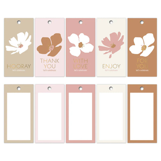 Set van vijf cadeaukaartjes met bloemenprints en teksten HOORAY, THANK YOU, WITH LOVE, ENJOY en FOR YOU, verkrijgbaar bij Liefs en Lintjes.