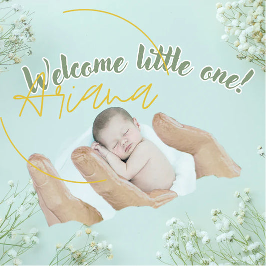 Vierkant cadeaukaartje Welcome Little One met slapende baby van Ariana House of Cards - Liefs en Lintjes.
