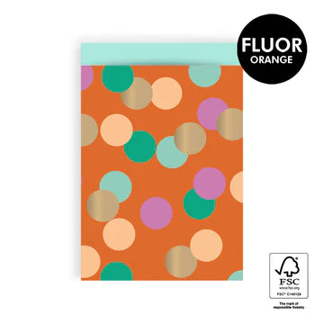Cadeauzakje maat L (17x25 cm) met grote kleurrijke confetti op oranje achtergrond en mintgroene sluiting – Liefs en Lintjes