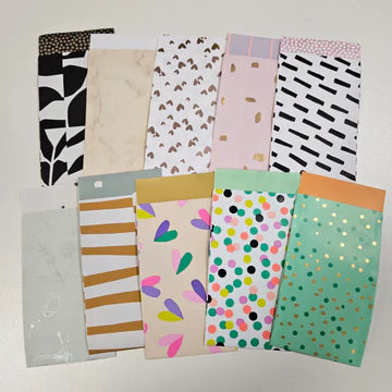 Set van 10 cadeauzakjes in maat S (7x13 cm) met verschillende prints – Liefs en Lintjes