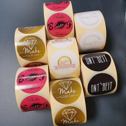Rol stickers 65mm met eigen logo, afbeelding of foto – Keuze uit rond of vierkant – Liefs en Lintjes