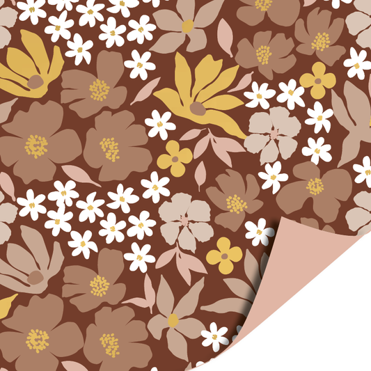 Rustic Flowers cadeaupapier met bloemenprint en zachtroze binnenzijde – Liefs en Lintjes