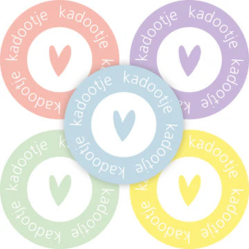 Liefs en Lintjes stickers Kadootje Pastel Assorti 35mm met hartje, set van 10.